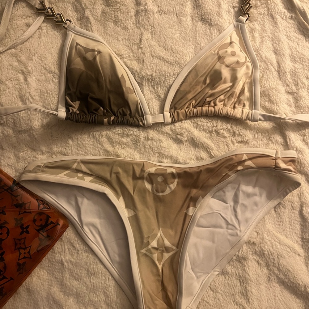 Louis Vuitton bikini size 34 - Picture 2 of 2